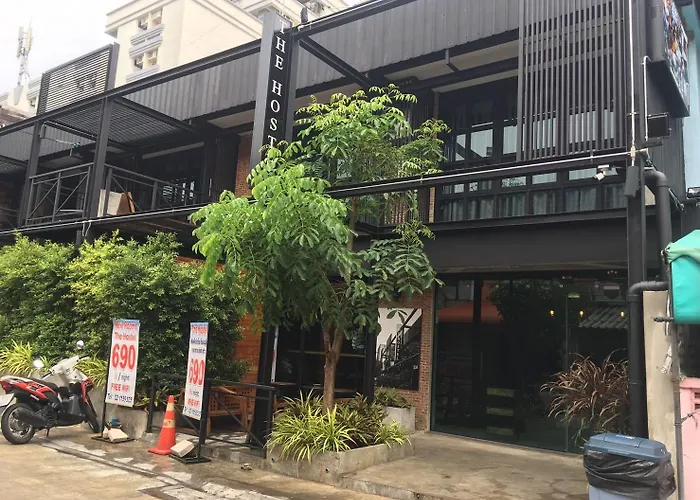 Yotaka The Hostel *